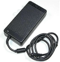 chargeur pour Dell DA230PS0-00